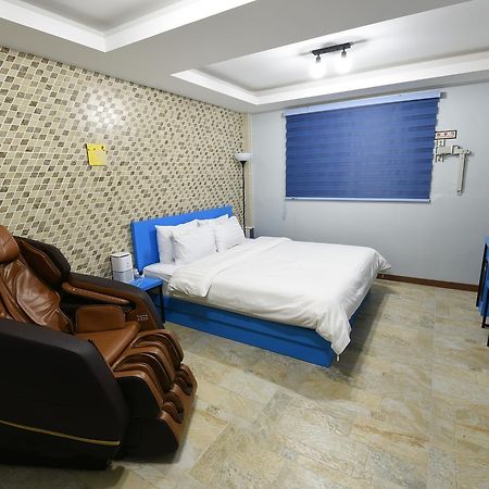 Jecheon Q Motel Екстериор снимка